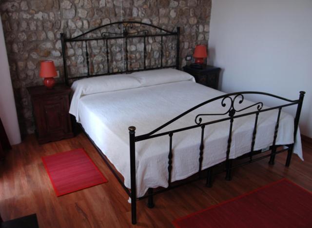 Julienne Hotel Arba